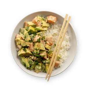 poke-bowl-au-saumon-epice-et-avocat