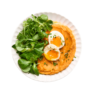 oeuf-mollet-puree-de-patates-douces-et-salade