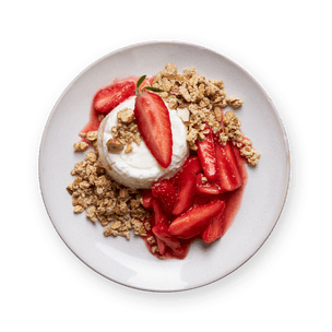 faisselle-granola-et-fraises