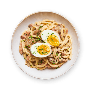 udon-a-la-creme-de-champignons-lardons-et-oeuf-mollet