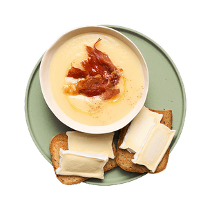 soupe-pommes-panais-et-toast-au-pave-d-affinois