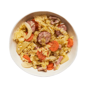 chou-braise-a-la-saucisse