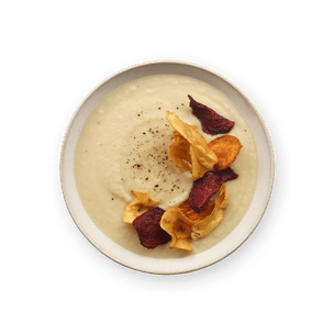 veloute-de-celeri-et-chips-de-legumes