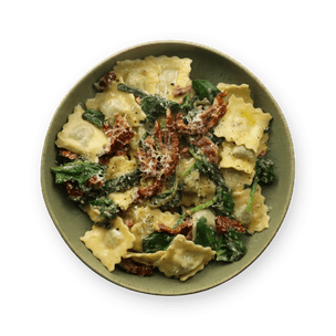 creamy-ravioli-with-spinach-and-sun-dried-tomatoes