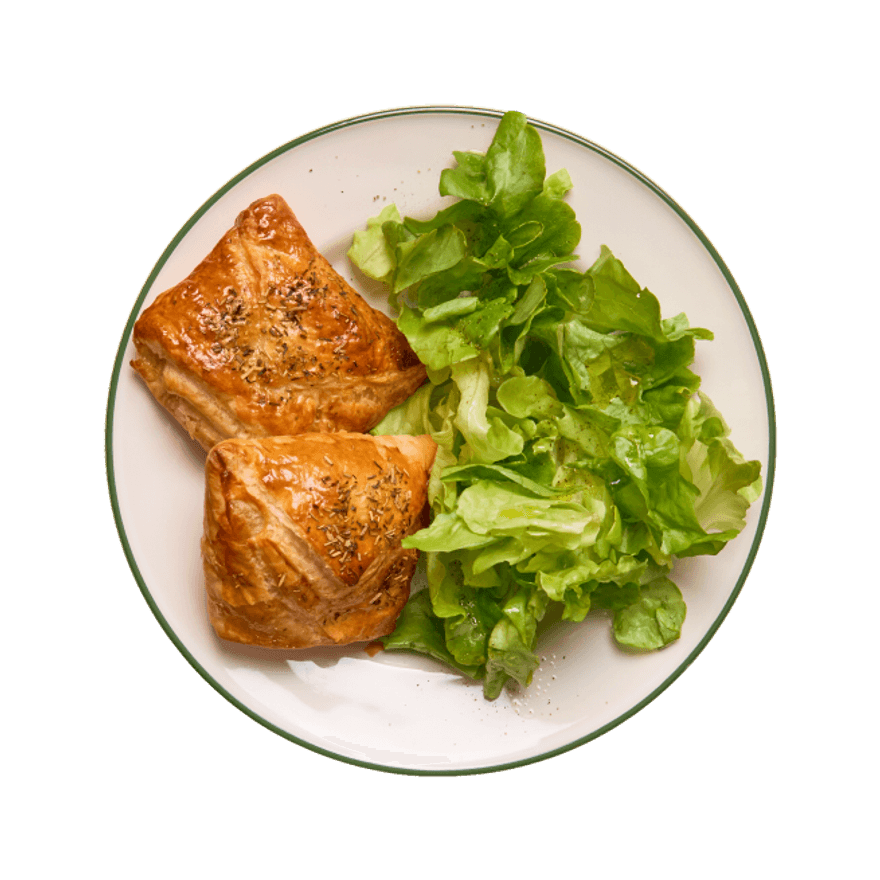 Feuilletés chèvre miel & salade