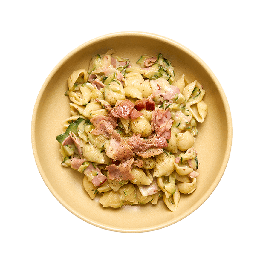 Pâtes crémeuses au lard & courgettes