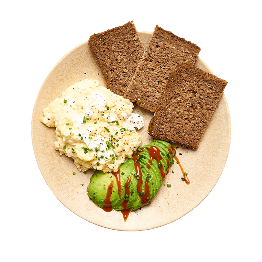 Œufs brouillés au cottage cheese & avocat