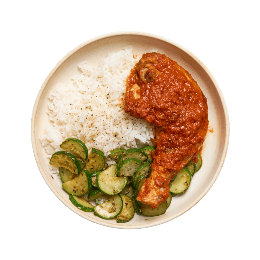 Poulet sauce arrabbiata, riz & courgettes grillées