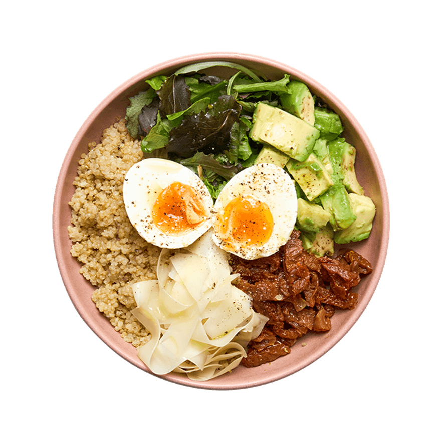 Salade bowl quinoa, avocat & œuf mollet