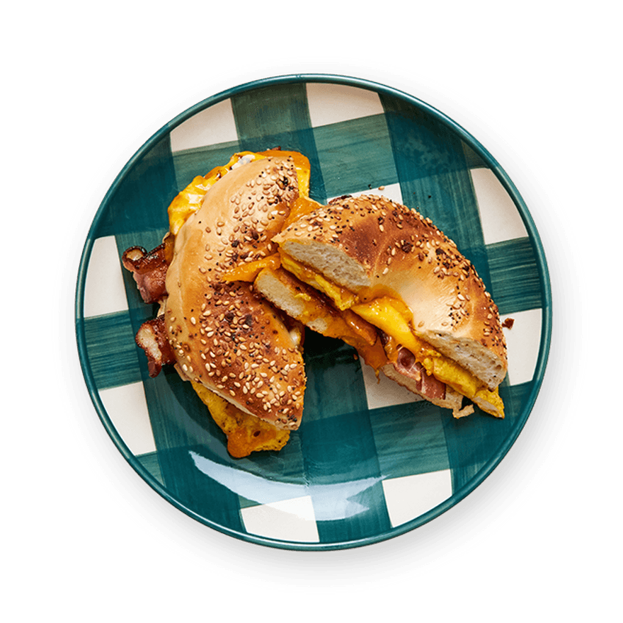 Bagel aux œufs & bacon