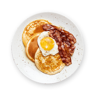 Pancakes salés express aux œufs & bacon