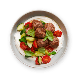 Boulettes au bœuf, skyr & salade d'été