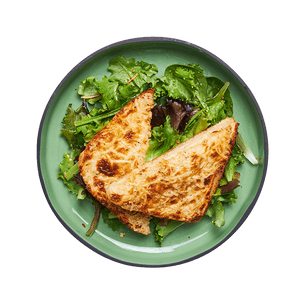 Croque-monsieur au blanc de poulet & salade