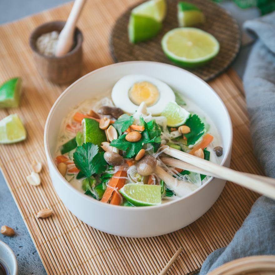 Soupe Thaï végétarienne au lait de coco