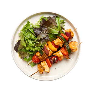 Air-fryer chicken & veggie skewers