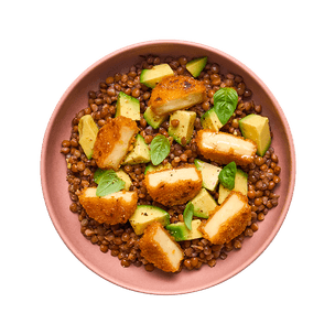 Salade de lentilles, avocat & camembert pané