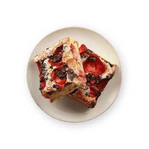 Gâteau au skyr, fraises & chocolat