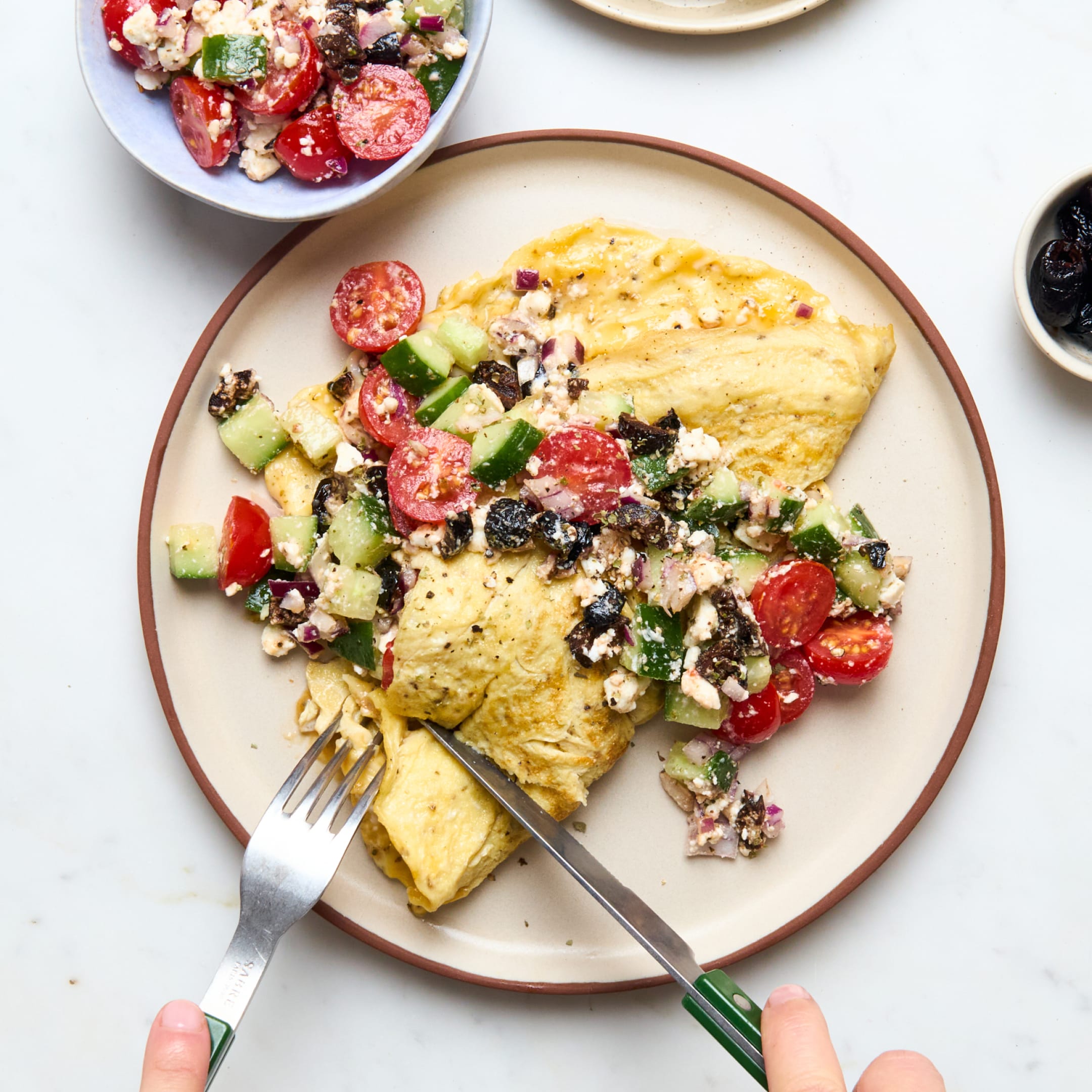 Omelette maison & salade à la grecque