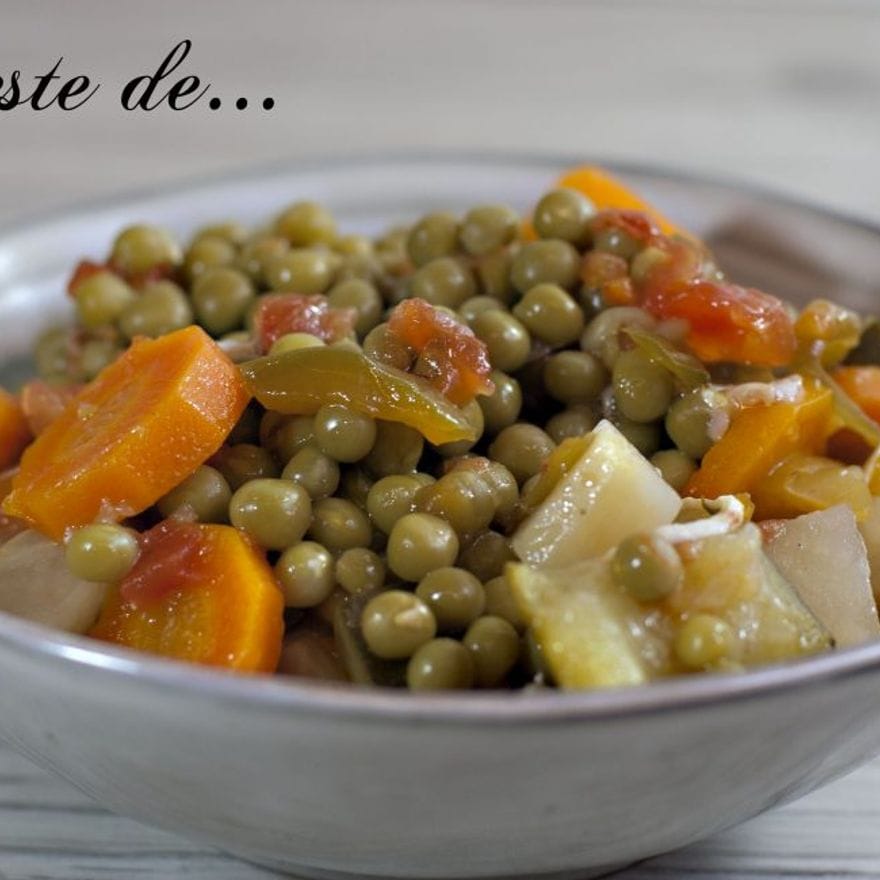 Petits pois carottes façon basquaise