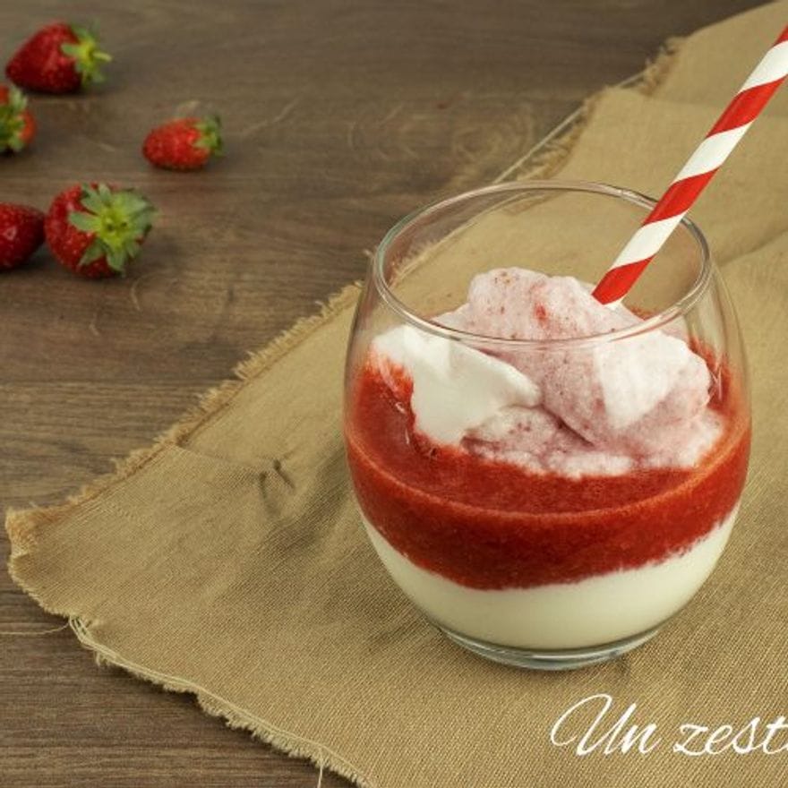 Fraises "comme une île flottante"