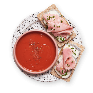 soupe-express-a-la-tomate-et-toast-chevre-jambon
