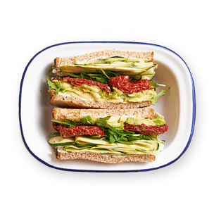 Sandwich courgette, tomates séchées & avocat