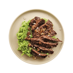 Flank steak with shallot & mashed broccoli