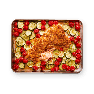 Filet de saumon en croûte, tomates & courgettes