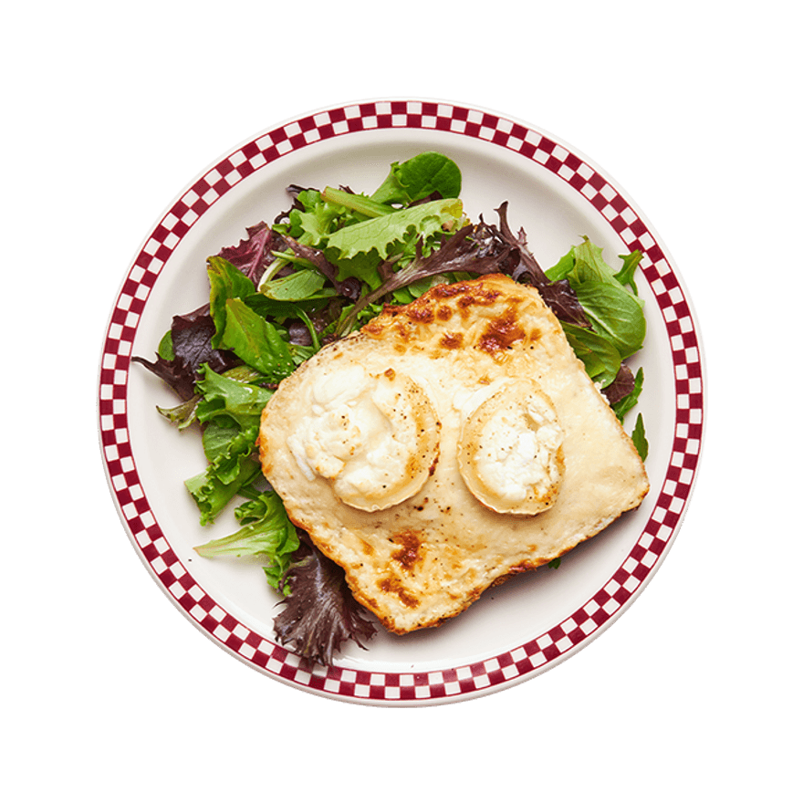 Croque-monsieur chèvre, jambon cru & salade