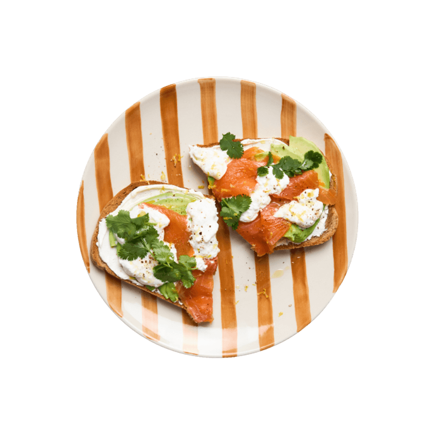 Tartine avocat, burrata & truite fumée Tartine avocat, burrata & truite fumée