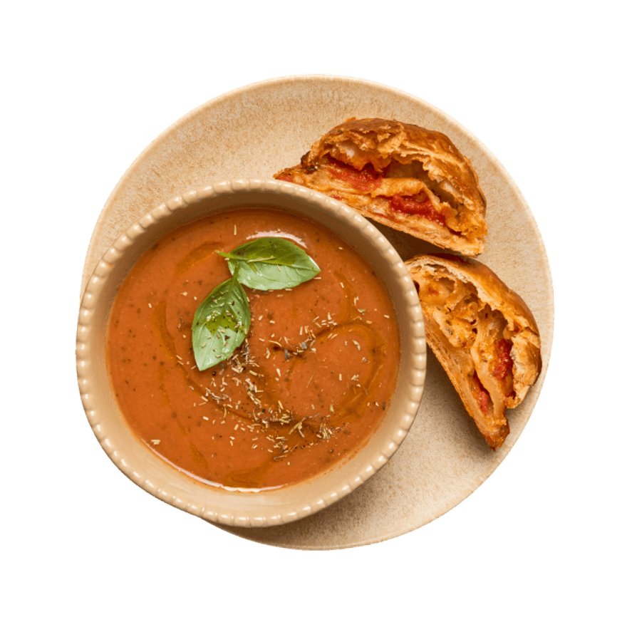 Feuilleté roulé caprese & gazpacho menthe basilic Feuilleté roulé caprese & gazpacho menthe basilic