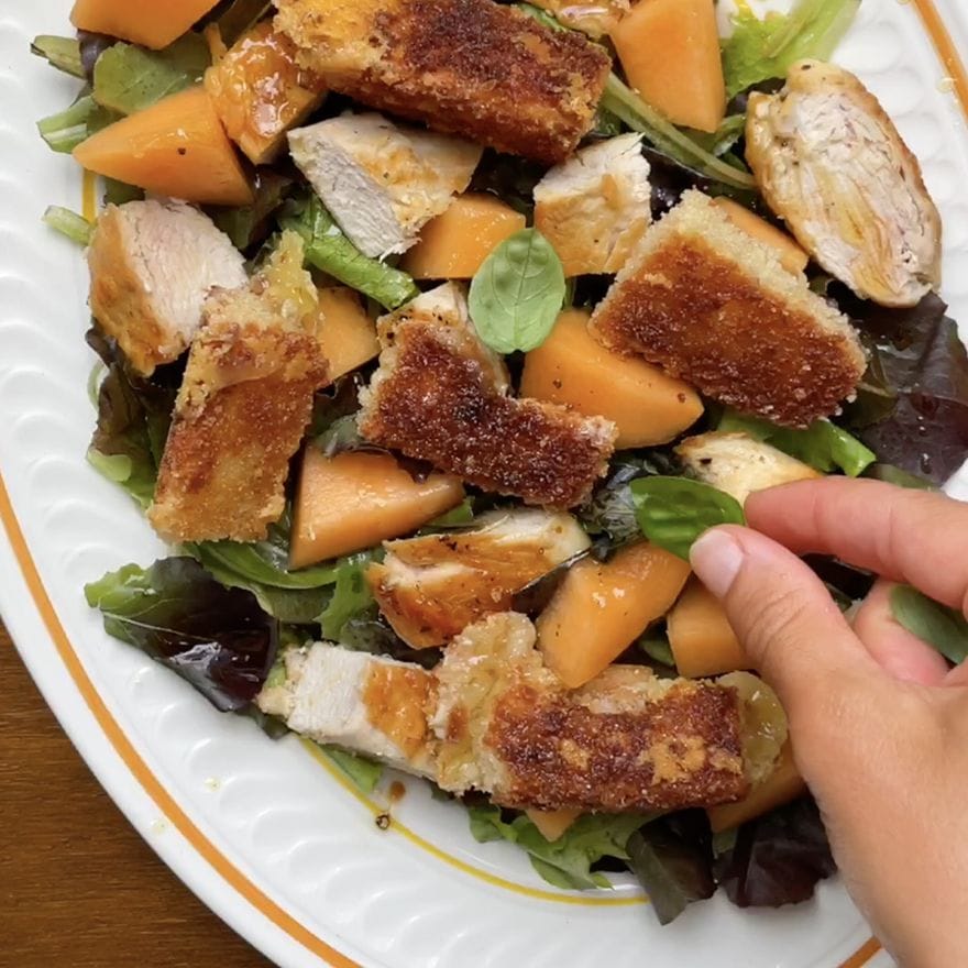 Salade de poulet, melon & chèvre